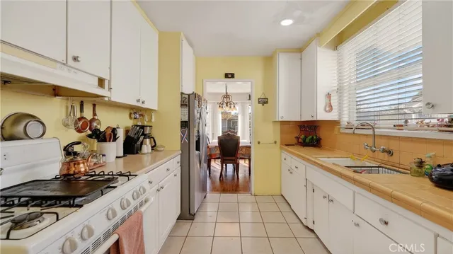 $955,000 | 2803 Frankel Street, Lakewood, CA 90712