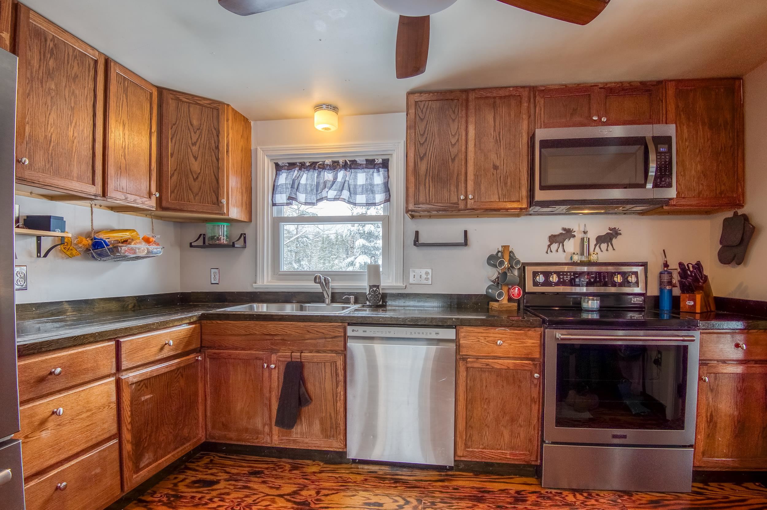 9 Moose Road Jefferson, NH 03583 - Photo 24 of 31 Gallery Image 24
