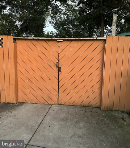 $1,200 | 2007 Hannon Street, Unit C, Hyattsville, MD 20783