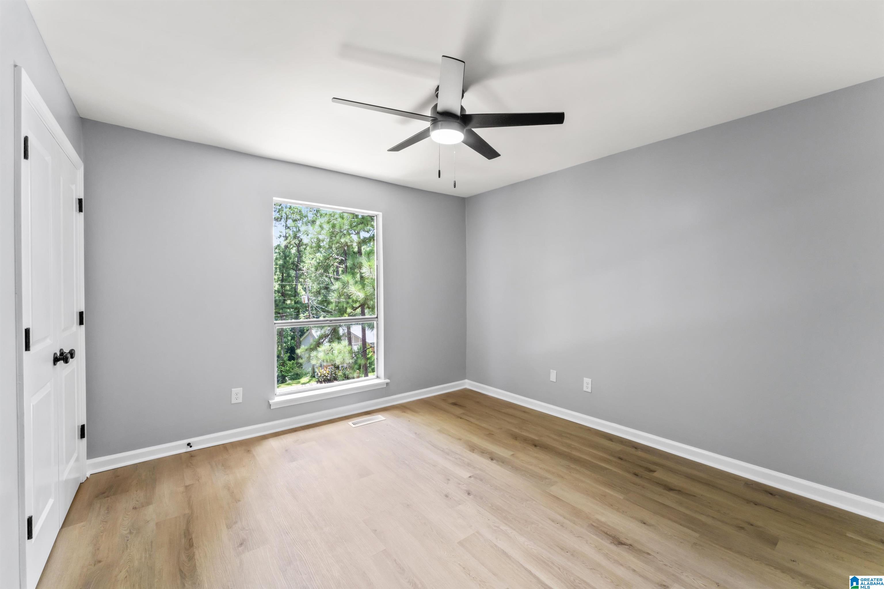 5016 Juiata Drive Birmingham, AL 35213 - Photo 14 of 23