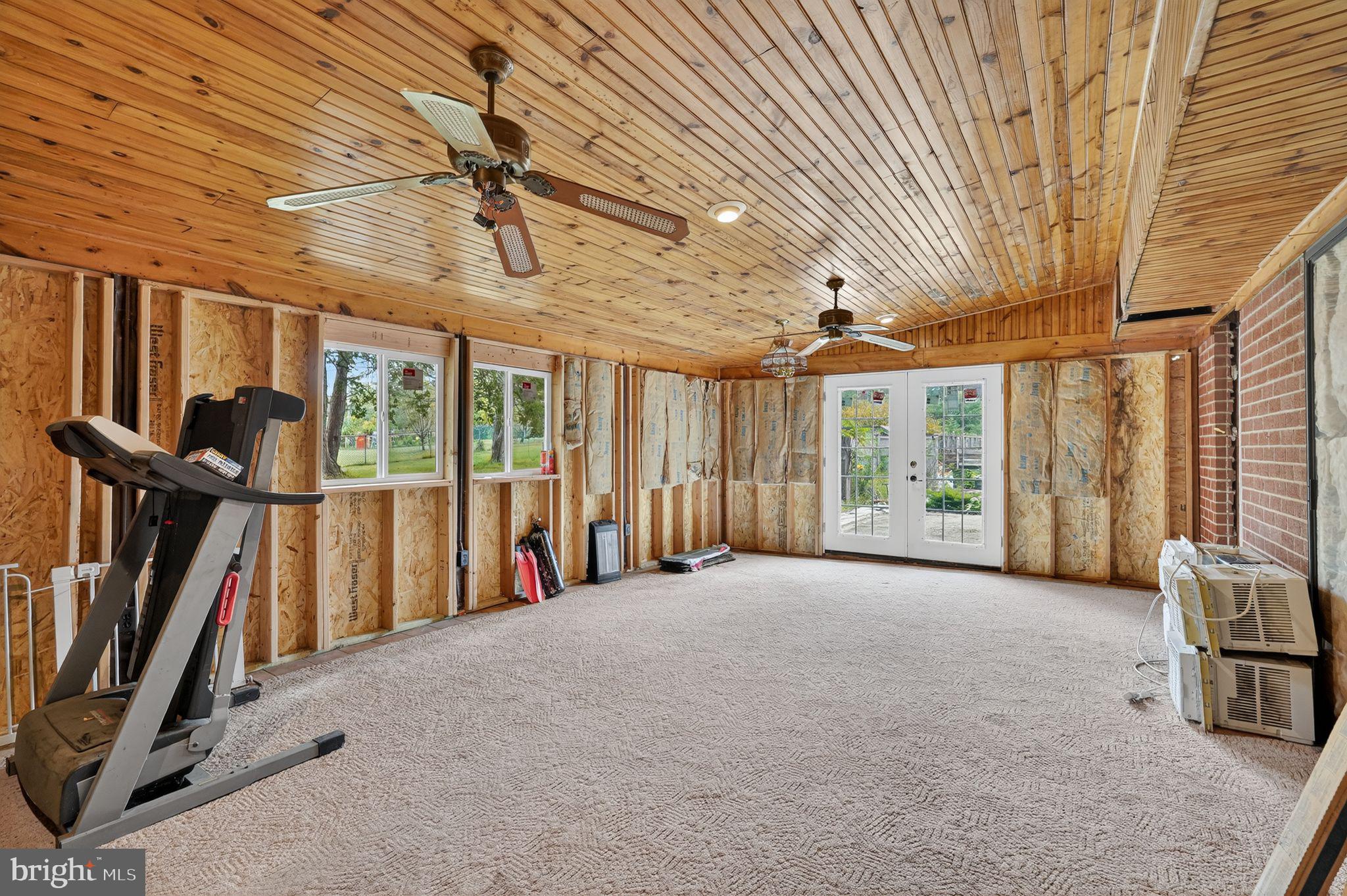 202 Conchester Road Glen Mills, PA 19342 - Photo 11 of 29 Sun Room
