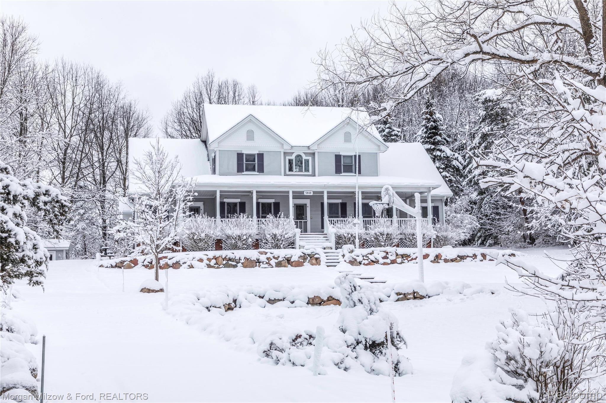 5848 Clarkston Road Clarkston, MI 48348 - Photo 77 of 80 Clarkston (77).jpg
