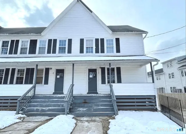 $1,750 | 30 Anthony Street, Unit B, Jewett City, CT 06351