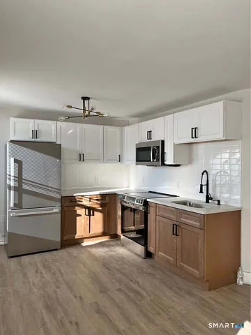 $1,750 | 30 Anthony Street, Unit B, Griswold, CT 06351