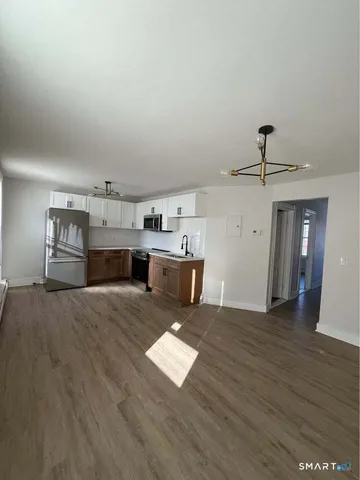 $1,750 | 30 Anthony Street, Unit B, Griswold, CT 06351