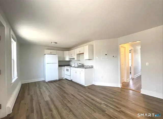 $1,750 | 30 Anthony Street, Unit B, Jewett City, CT 06351