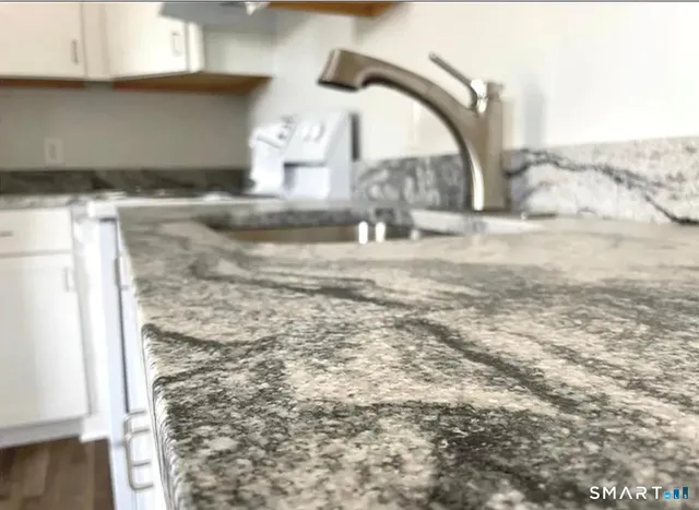 $1,750 | 30 Anthony Street, Unit B, Jewett City, CT 06351