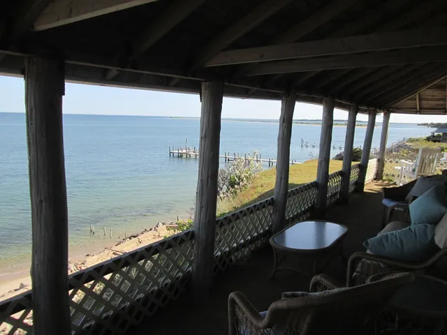 $7,000 | 39 North Neck Road, Edgartown, MA 02539