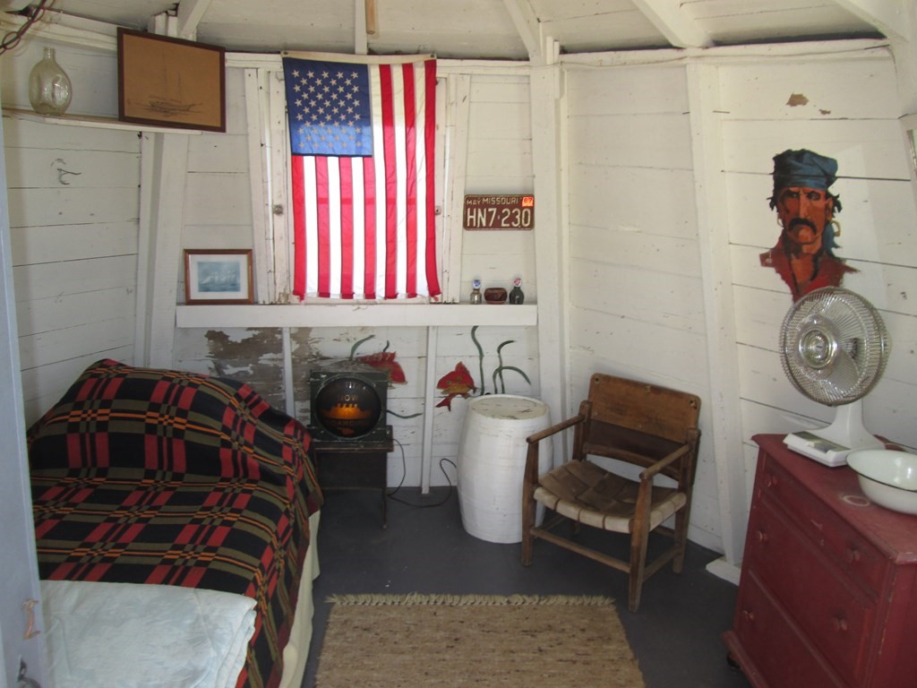 39 North Neck Road Edgartown, MA 02539 - Photo 17 of 26 a view of workspace with a window