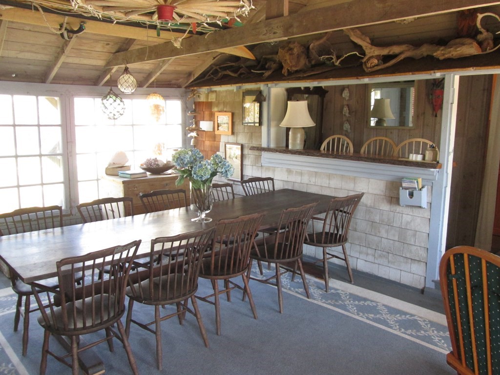 39 North Neck Road Edgartown, MA 02539 - Photo 9 of 26 a view of a bar restaurant