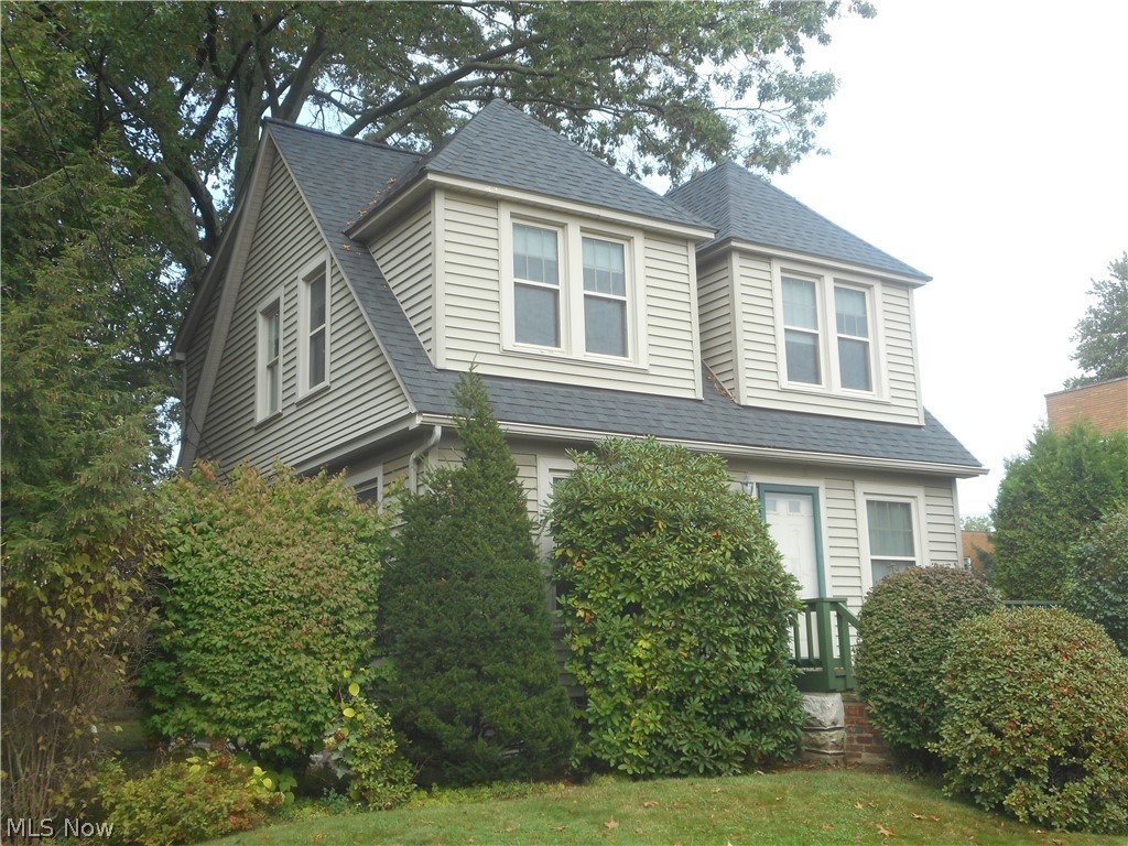1464 Wilmar Road Cleveland, OH 44121 - Photo 2 of 15 Gallery Image 2