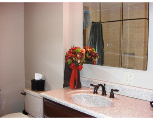 7 Cold Spring Road Westford, MA 01886 - Photo 8 of 12 Gallery Image 8