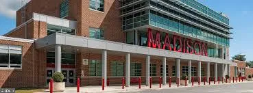 $319,500 | 212 Park Terrace Court Southeast, Unit 72, Vienna, VA 22180