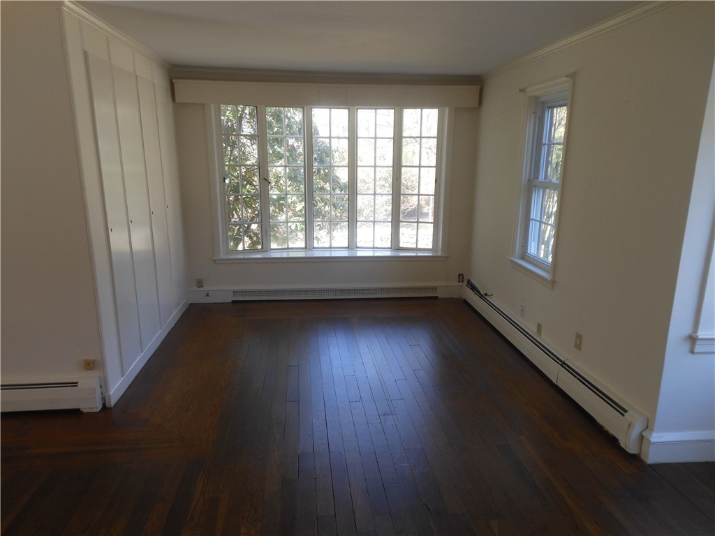911 Tunk Hill Road Scituate, RI 02825 - Photo 13 of 38 DINING ROOM