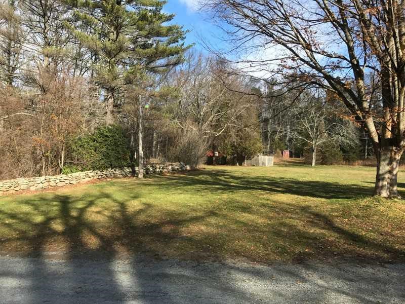 911 Tunk Hill Road Scituate, RI 02825 - Photo 34 of 38 YARD