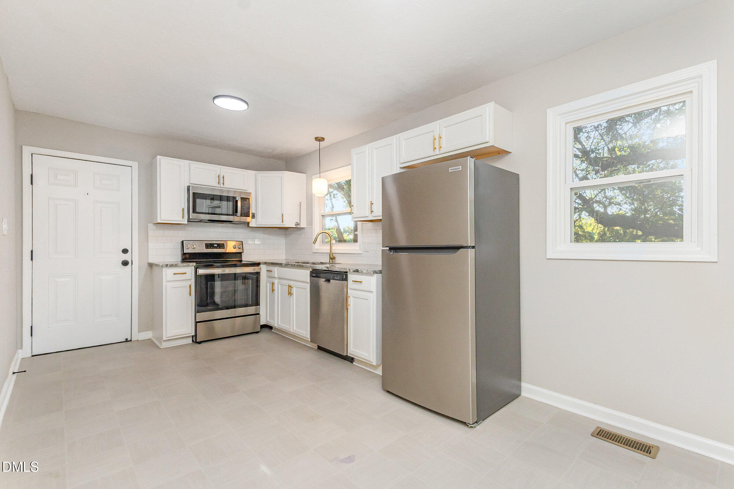 2714 George Owen Road Fayetteville, NC 28306 - Photo 13 of 42 006_kv0a6727-edit_133