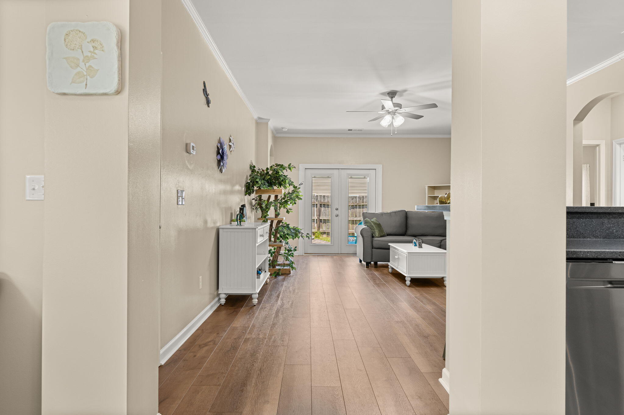 105 Summer View Road Summerville, SC 29486 - Photo 5 of 33 8-web-or-mls-Interior-3