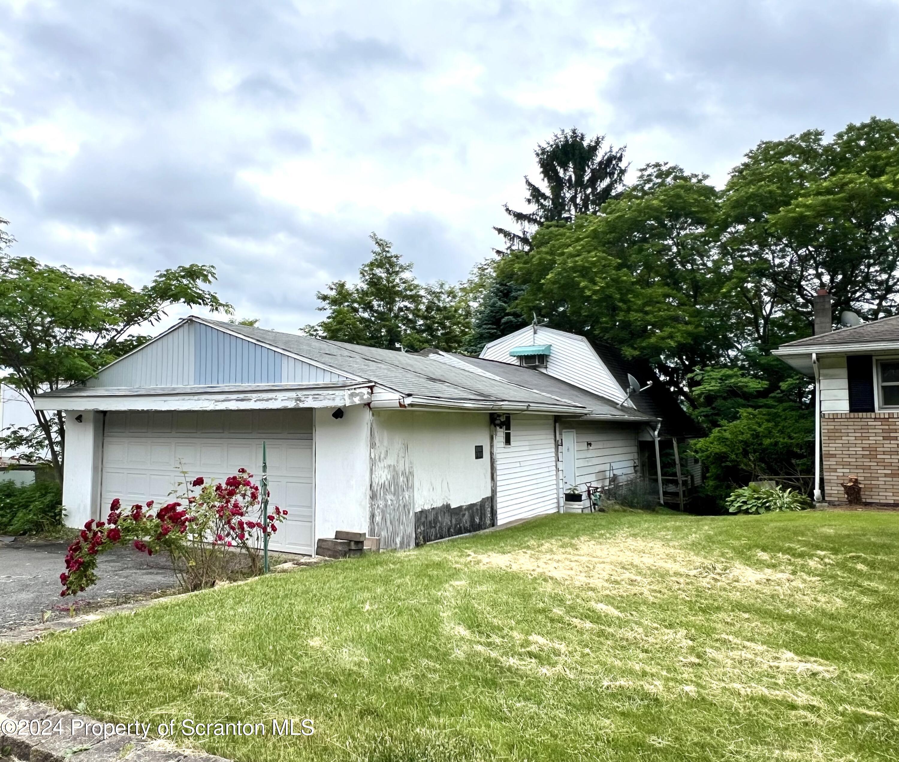 108 1st Street Scranton, PA 18508 - Photo 3 of 33 Gallery Image 3