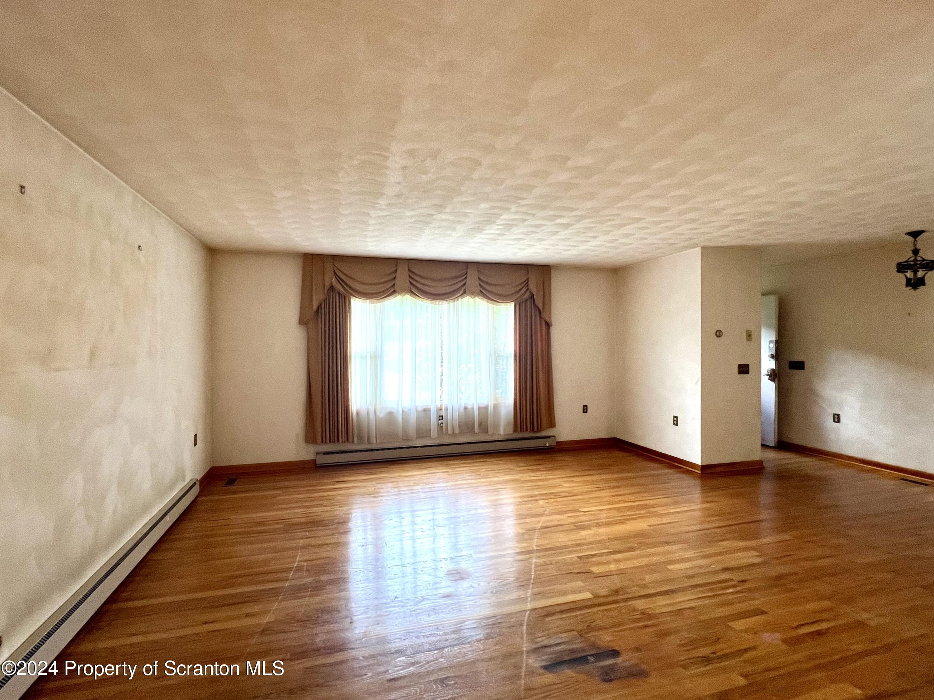 108 1st Street Scranton, PA 18508 - Photo 9 of 33 Gallery Image 9