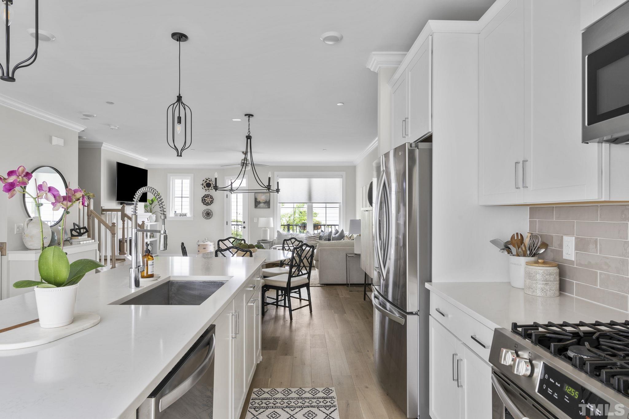 1610 Draper View Loop, Unit 104 Raleigh, NC 27608 - Photo 15 of 41