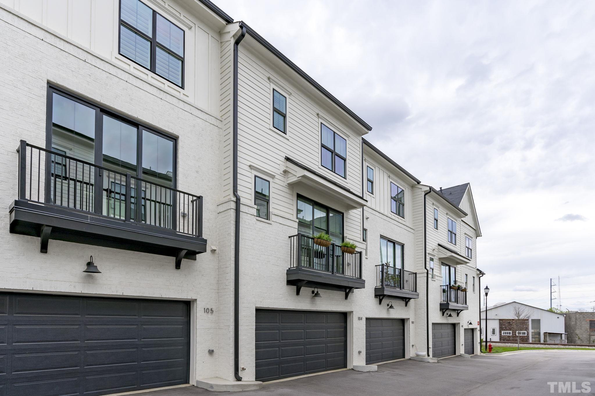 1610 Draper View Loop, Unit 104 Raleigh, NC 27608 - Photo 35 of 41