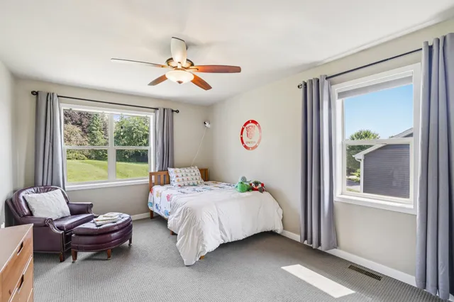 $729,900 | 204 Westmorland Drive, Mount Horeb, WI 53572