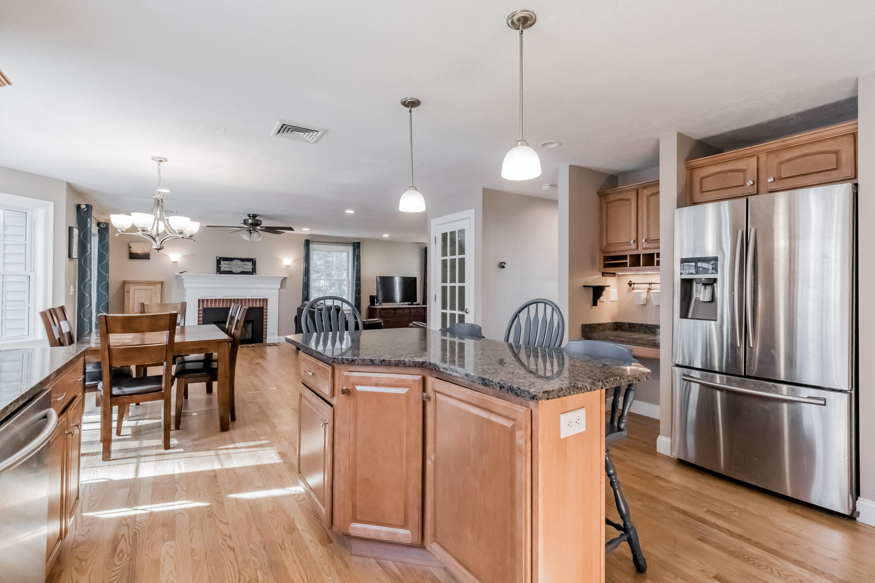 20 Woodspell Road Scarborough, ME 04074 - Photo 2 of 30 Kitchen