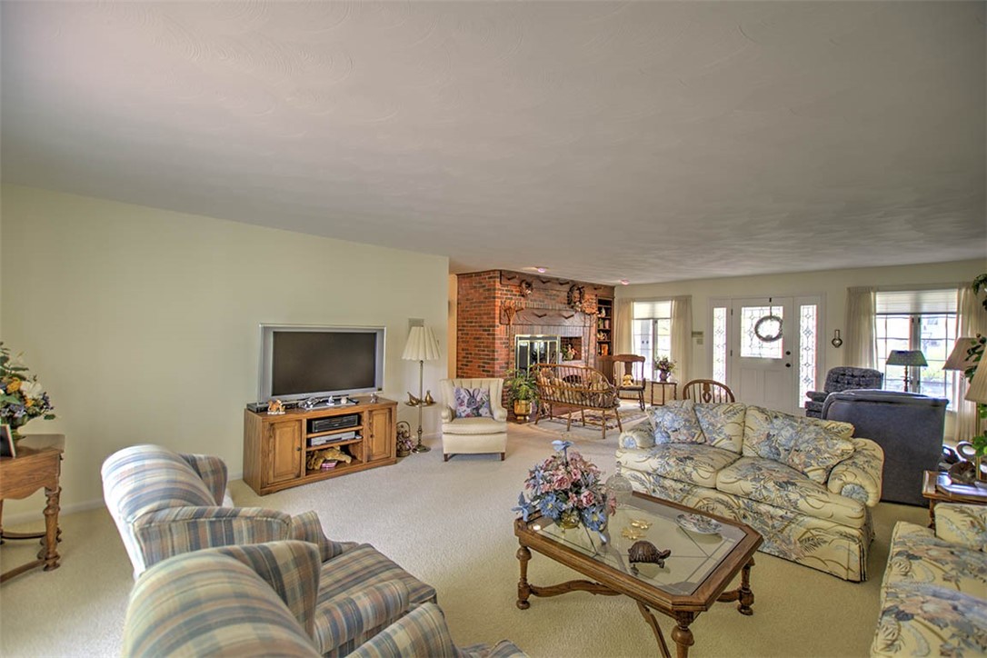 612 West Karen Drive Decatur, IL 62526 - Photo 7 of 26