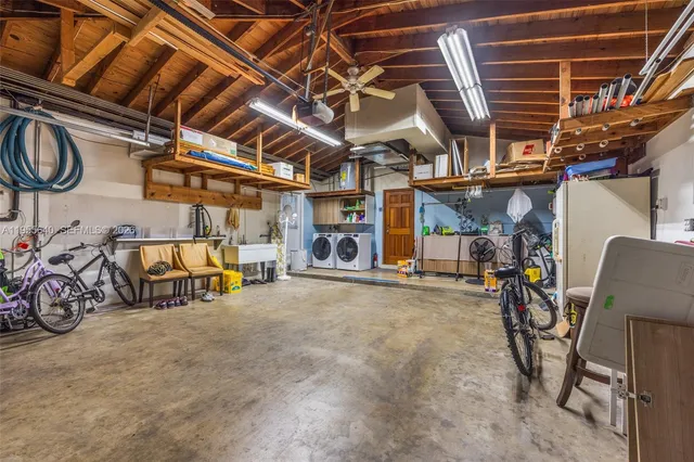 $1,500,000 | 13205 Southwest 71st Avenue, Pinecrest, FL 33156