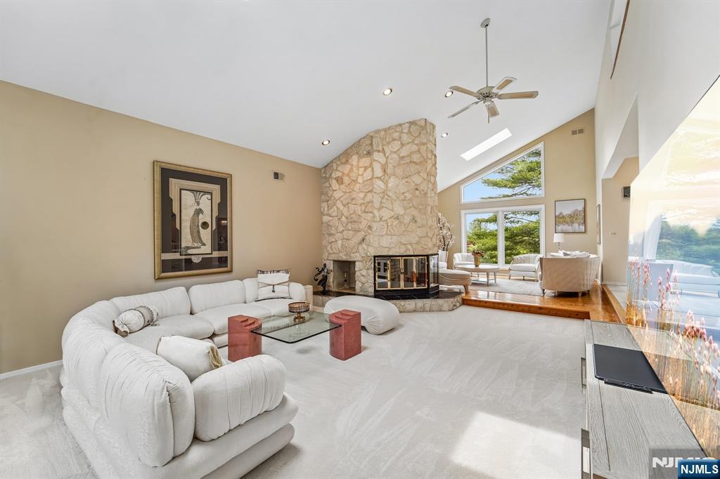 8 Union Hill Road Denville, NJ 07834 - Photo 6 of 50