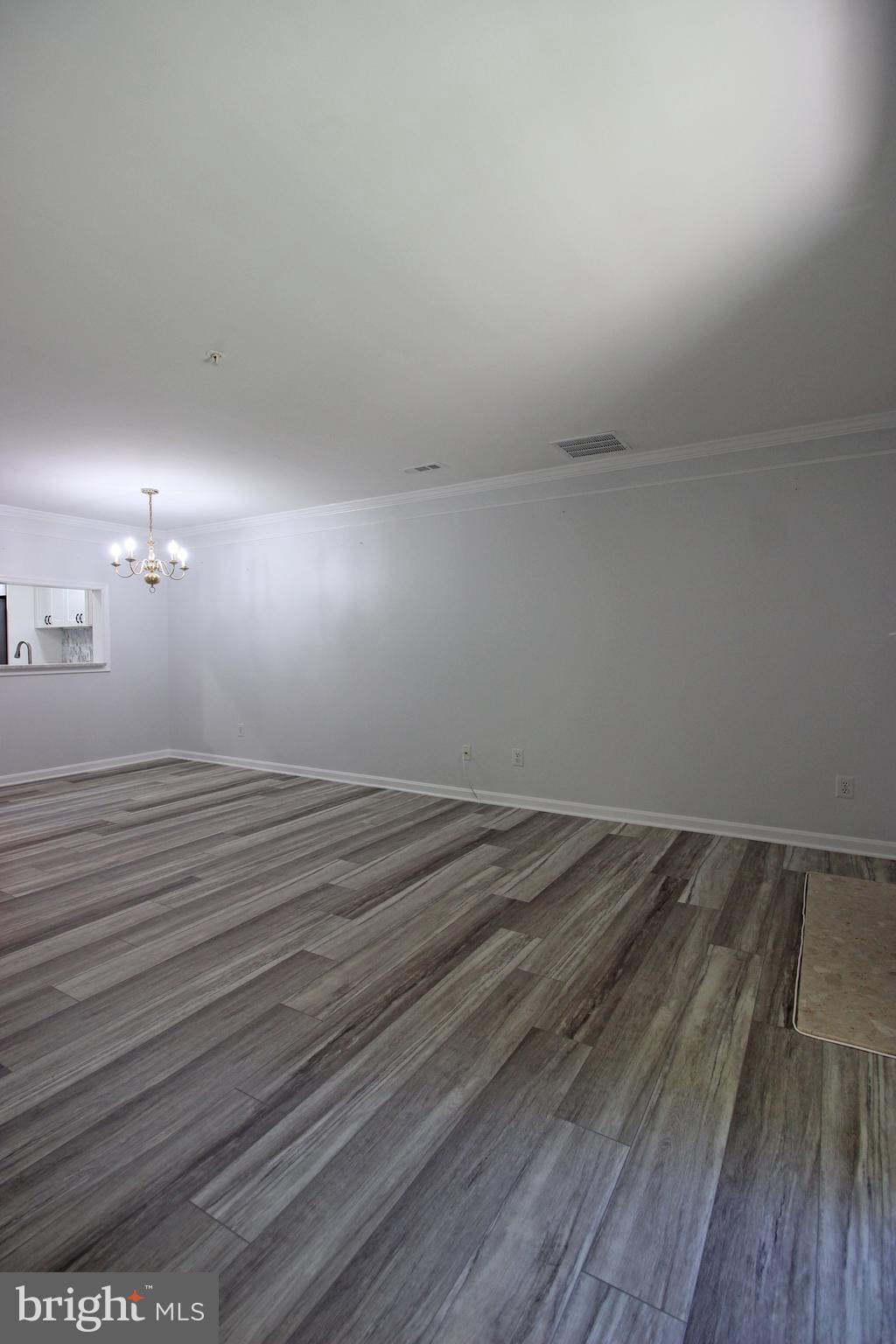 21783 Baldwin Square Sterling, VA 20164 - Photo 11 of 30