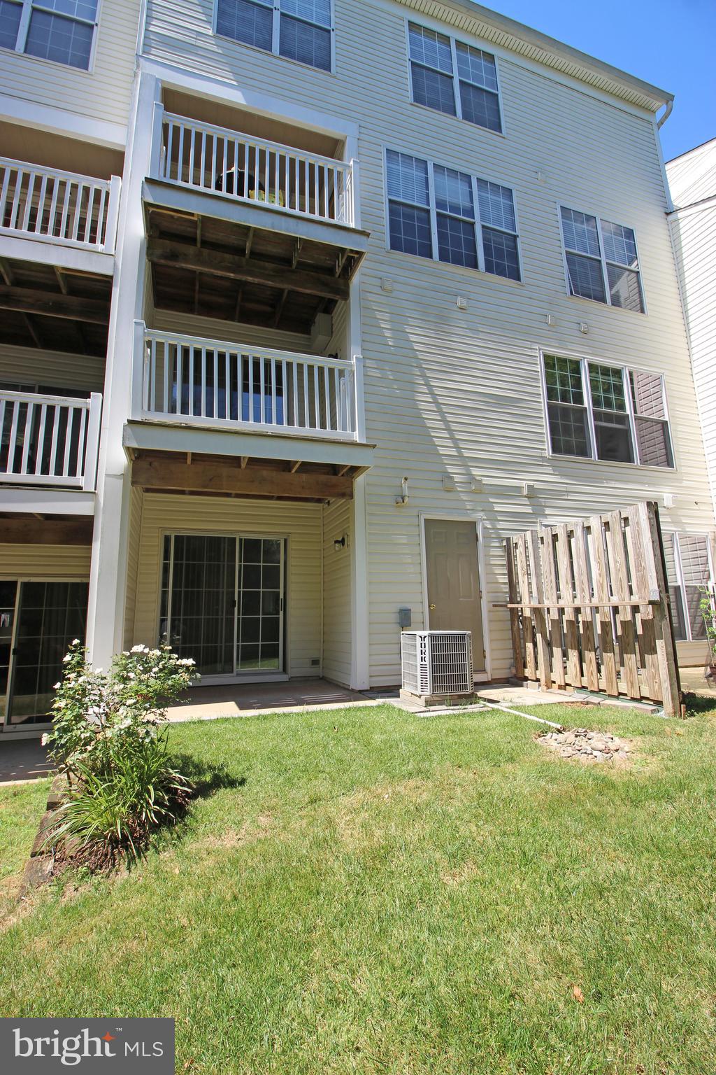 21783 Baldwin Square Sterling, VA 20164 - Photo 24 of 30