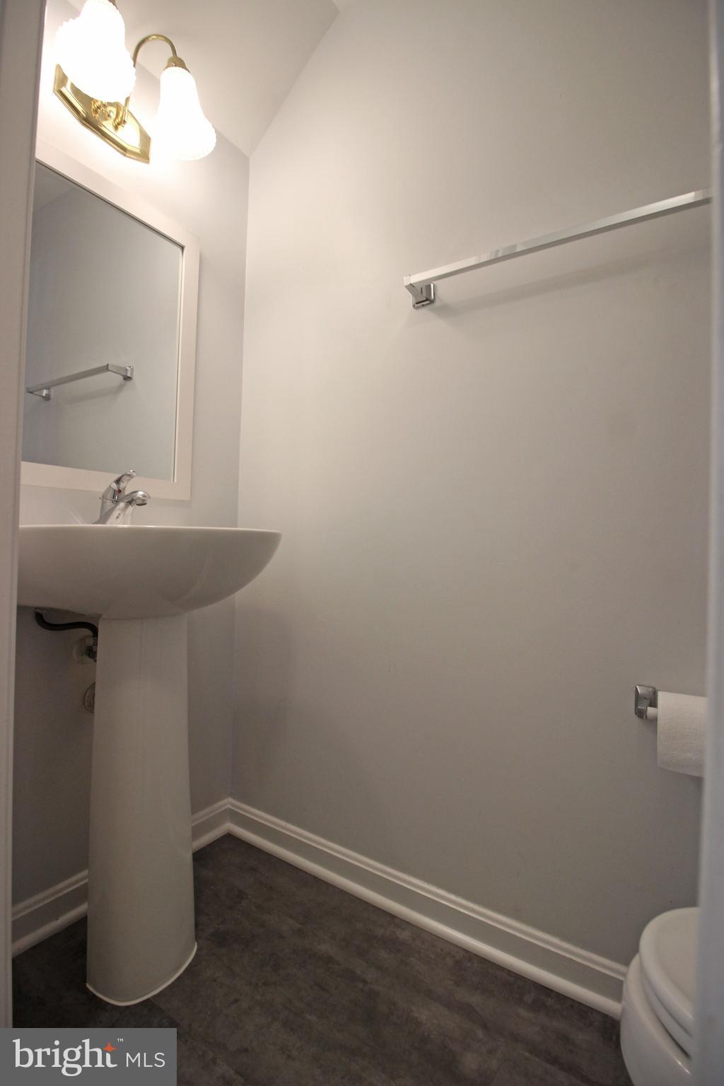 21783 Baldwin Square Sterling, VA 20164 - Photo 29 of 30