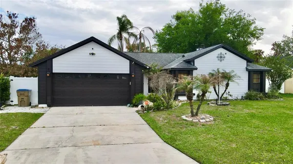 $450,000 | 125 Teakwood Drive, Kissimmee, FL 34743