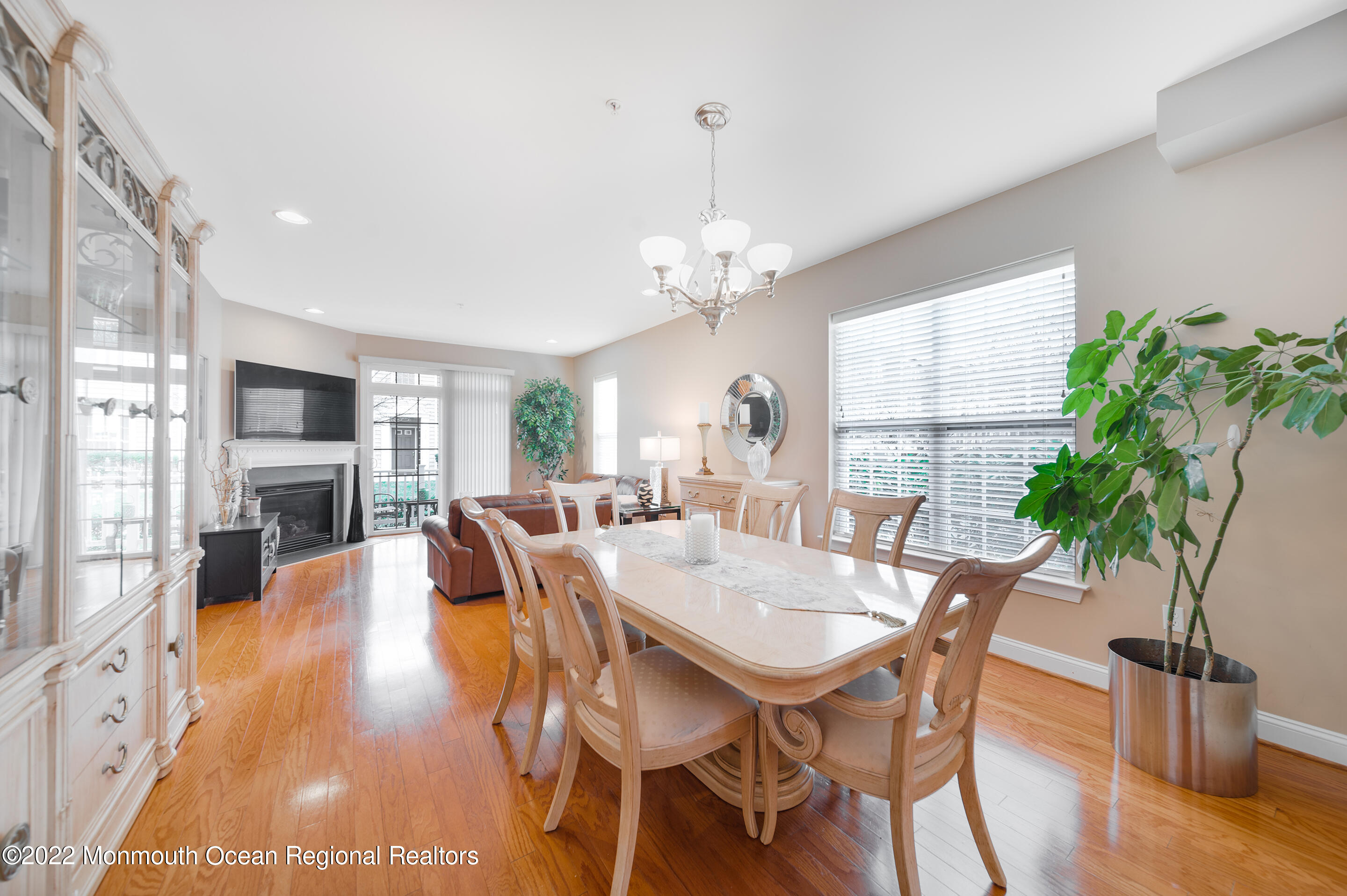 903 Abby Road Middletown, NJ 07748 - Photo 8 of 31 Dining Room 1