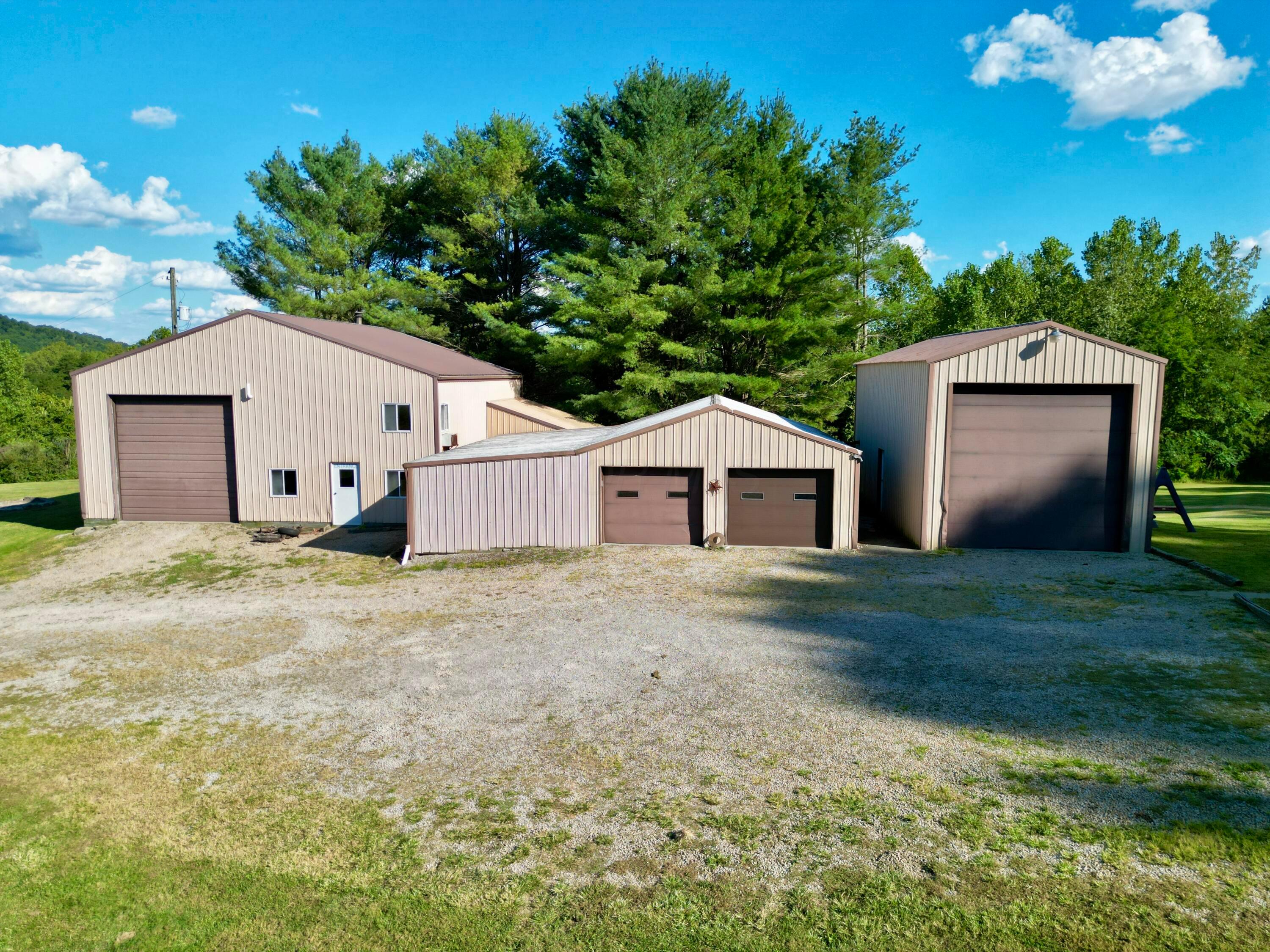 8916 Newark Road Nashport, OH 43830 - Photo 71 of 72 dji_fly_20250902_174130_461_175689965539