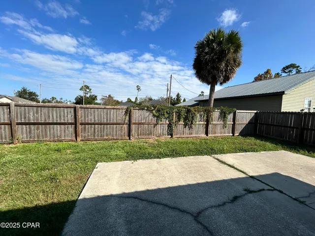 $1,850 | 6201 Ivy Road, Panama City, FL 32404