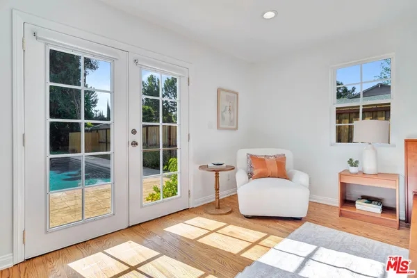 $1,669,000 | 6001 Oakdale Avenue, Woodland Hills, CA 91367