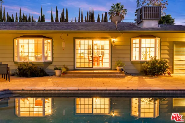 $1,669,000 | 6001 Oakdale Avenue, Woodland Hills, CA 91367