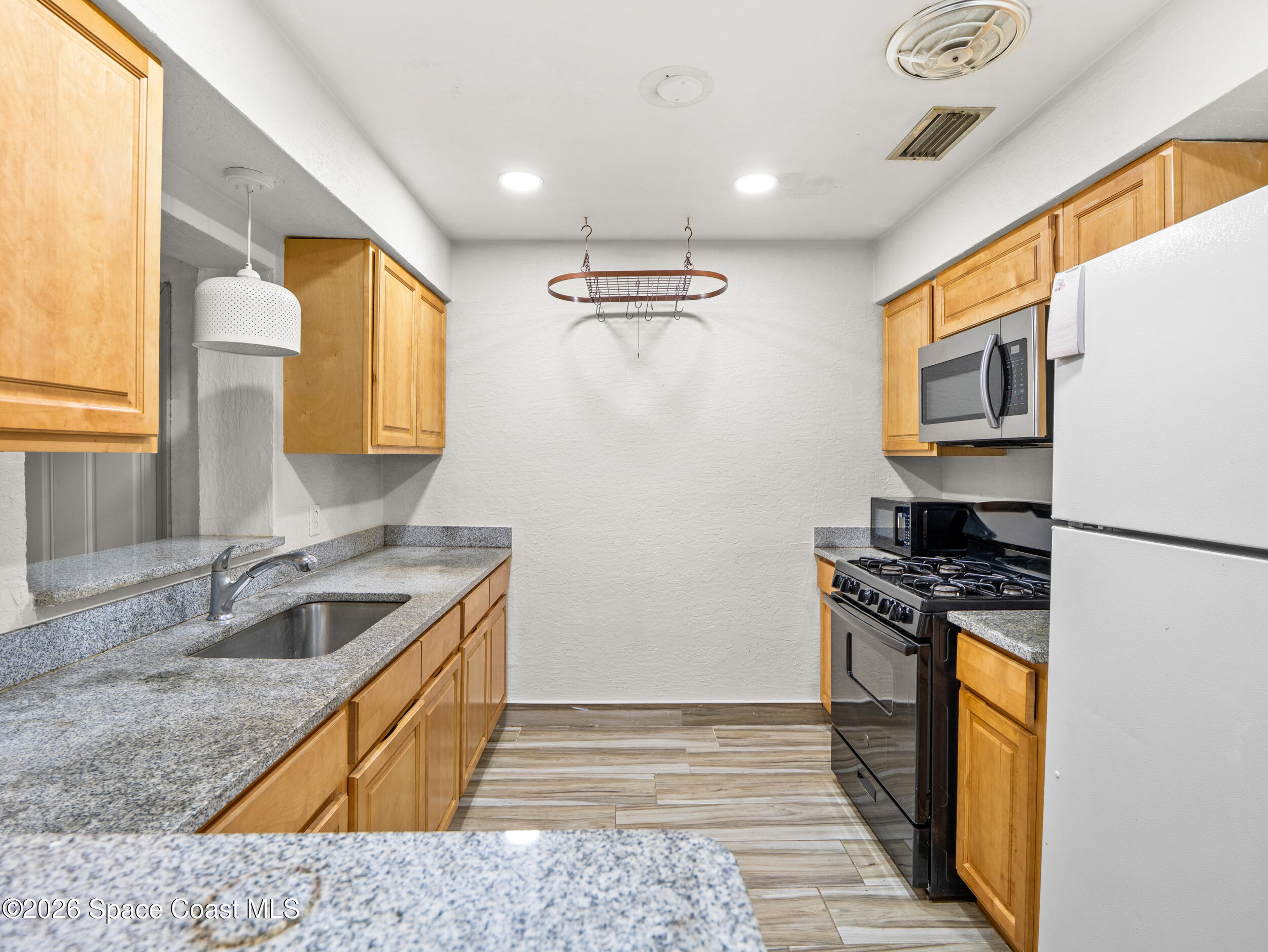 979 Alexia Street Melbourne, FL 32935 - Photo 8 of 23 979 alexia_13