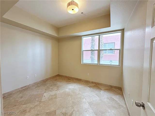 $1,490 | 71 East Agate Avenue, Unit 208, Las Vegas, NV 89123