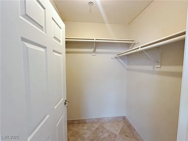 $1,490 | 71 East Agate Avenue, Unit 208, Las Vegas, NV 89123