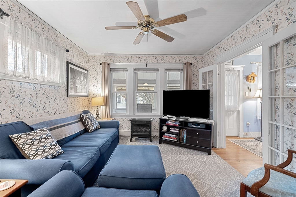 61-63 Foster Street Arlington, MA 02474 - Photo 6 of 42