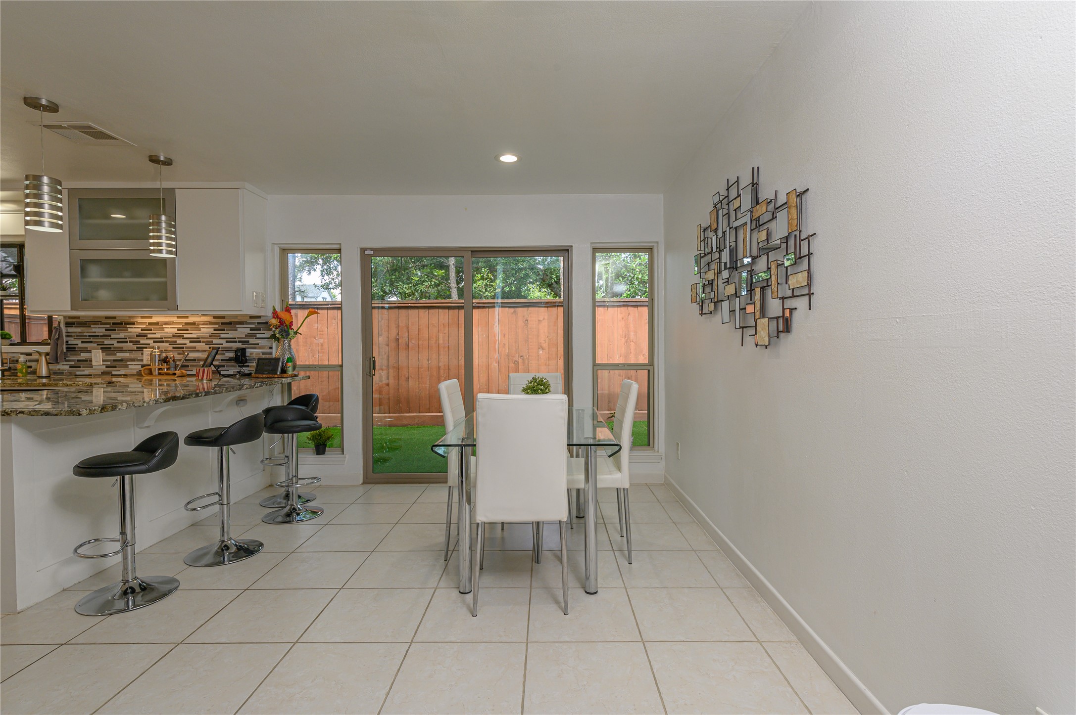 5614 Innsbruck Street Bellaire, TX 77401 - Photo 11 of 22