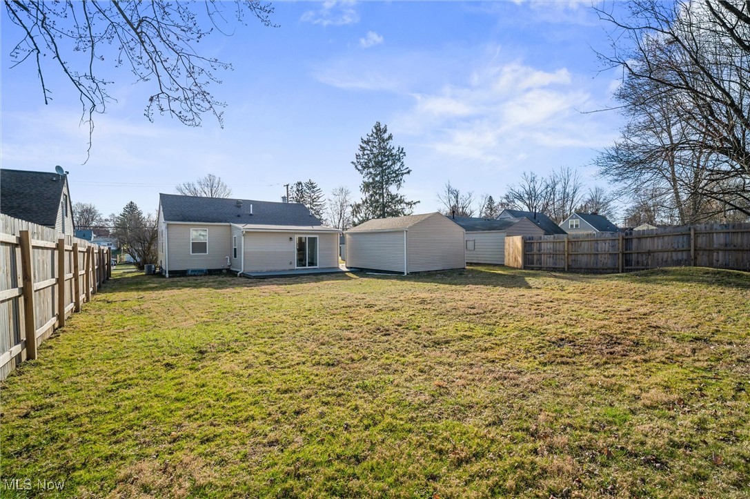 146 Aldrich Road Youngstown, OH 44515 - Photo 5 of 23