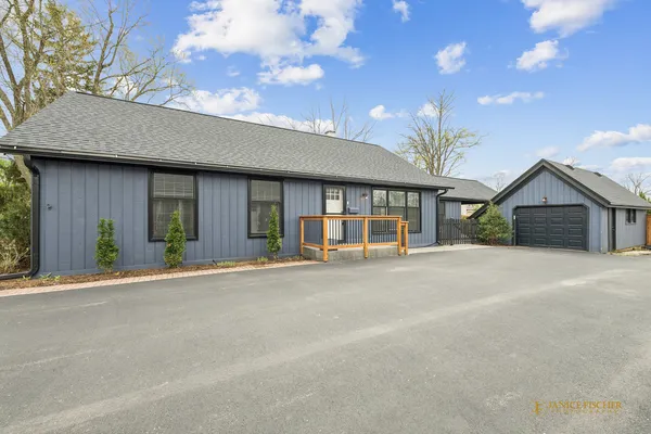 $469,000 | 228 Raymond Avenue, Barrington, IL 60010