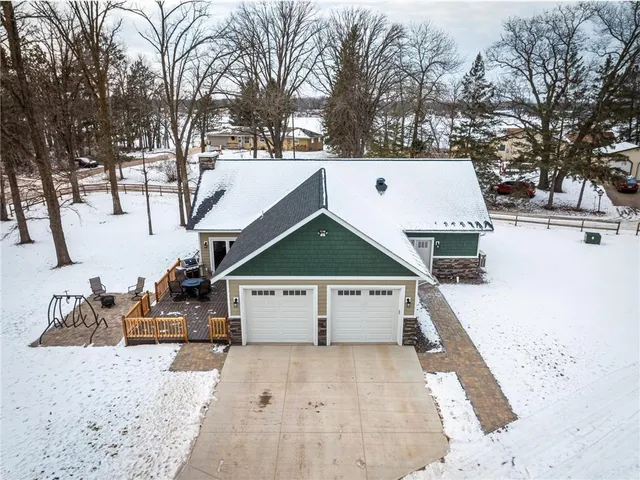 $475,000 | 21133 Crab Apple Drive, Pine City, MN 55063