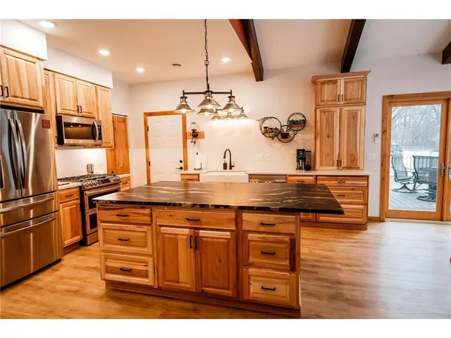$475,000 | 21133 Crab Apple Drive, Pine City, MN 55063