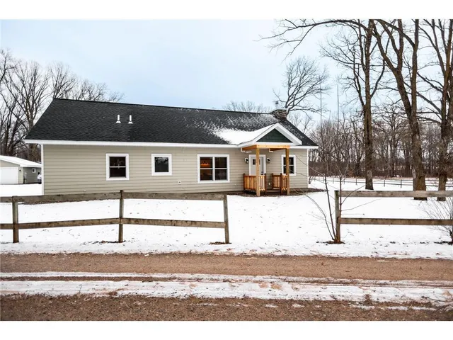 $475,000 | 21133 Crab Apple Drive, Pine City, MN 55063