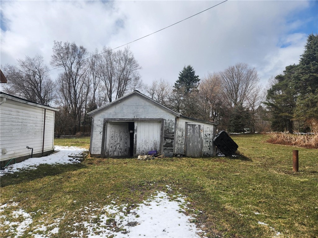 4276 Robinson Road Wethersfield, NY 14569 - Photo 2 of 24